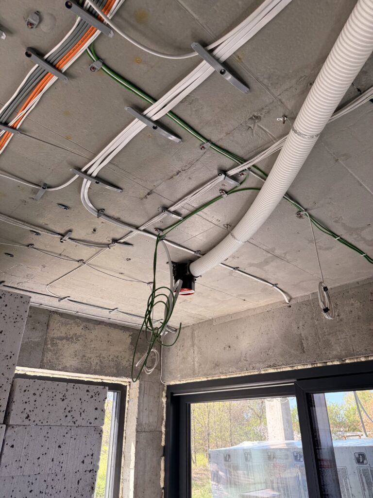 instalacja elektryczna pod smart home
